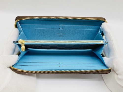 ルイヴィトンのLOUIS VUITTON