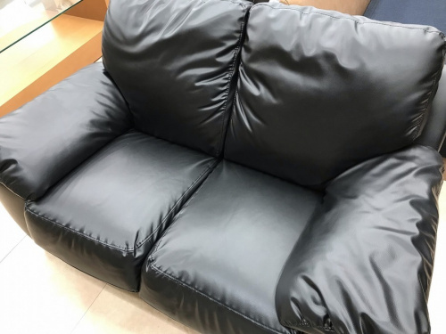 家具のソファ