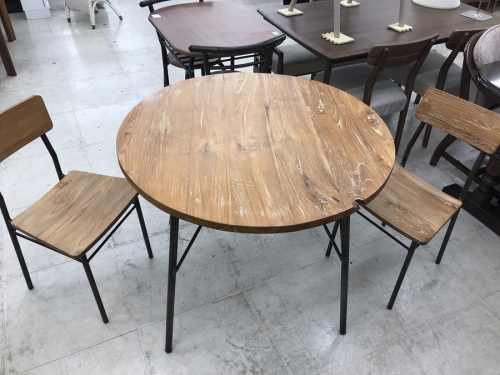 家具のダイニングセット