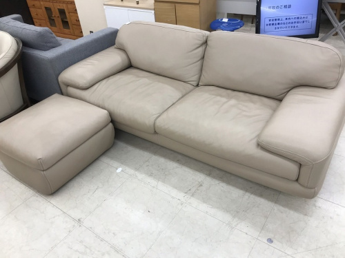 家具のソファ