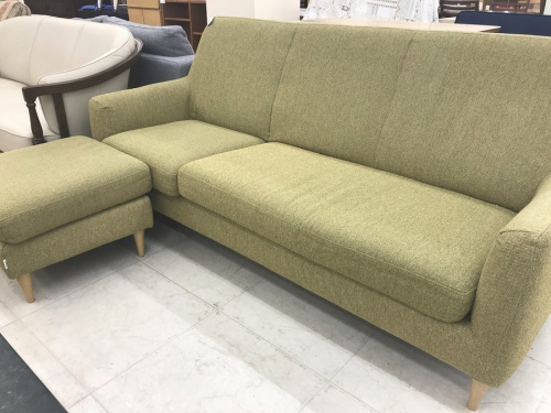 家具のソファ