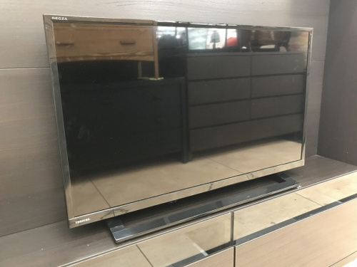 デジタル家電のテレビ