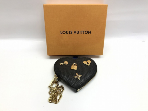 ブランド・ラグジュアリーの財布