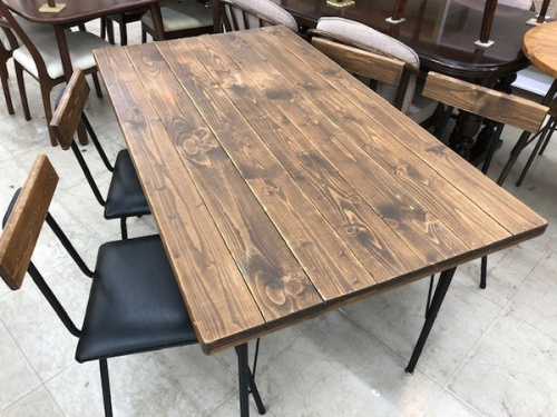 家具のダイニングセット