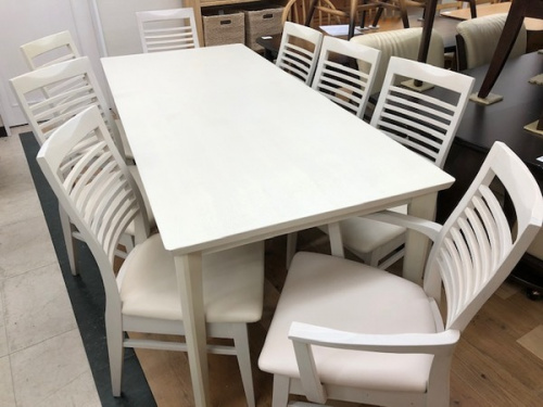家具のダイニングセット
