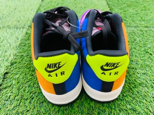 NIKE ナイキのスニーカー