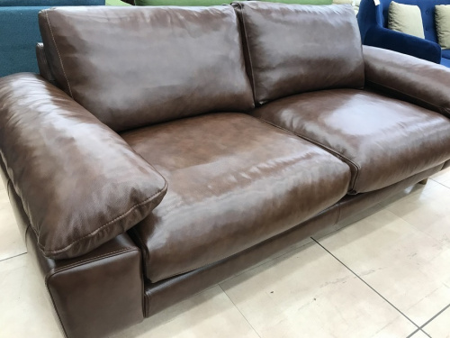 家具のソファ