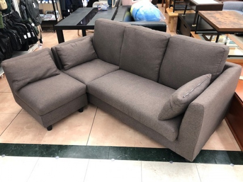 家具のソファ