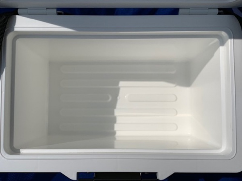 アウトドアのクーラーボックス