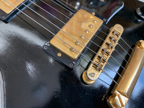 GIBSON(ギブソン）の大和　楽器