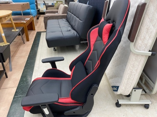 サンワサプライ 中古のゲーミングチェアー 中古