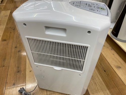 CORONA　中古の衣類乾燥除湿器　中古