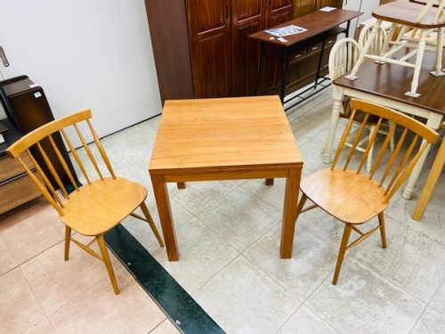 家具のダイニングセット