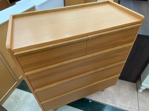 家具のチェスト