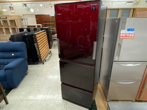 生活家電の3ドア冷蔵庫
