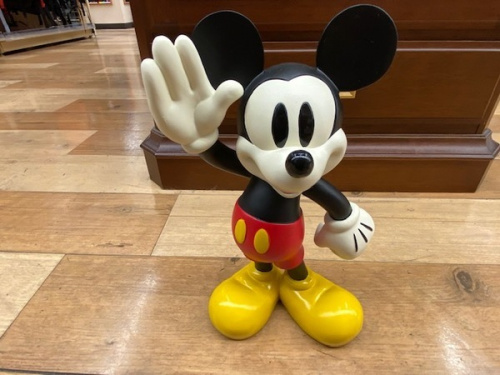 フィギュアのミッキー　大和