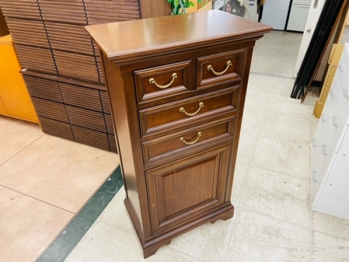 家具のチェスト