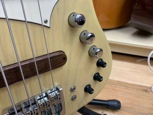 楽器買取　横浜の大和　楽器