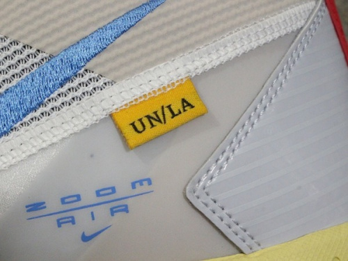 アウトドアウェアのCHUMS  チャムス