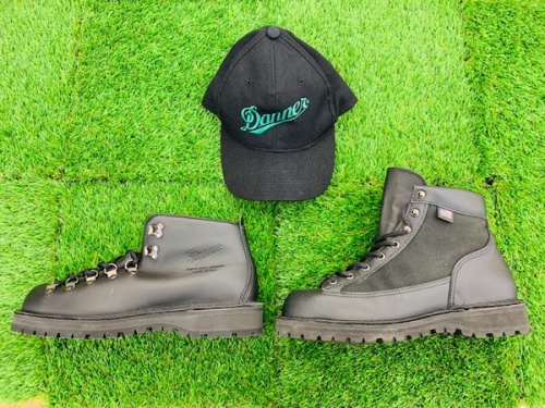 アウトドア用品のアウトドアウェア