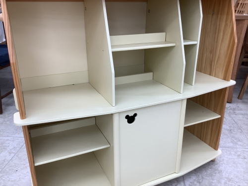ディズニー 中古 本棚