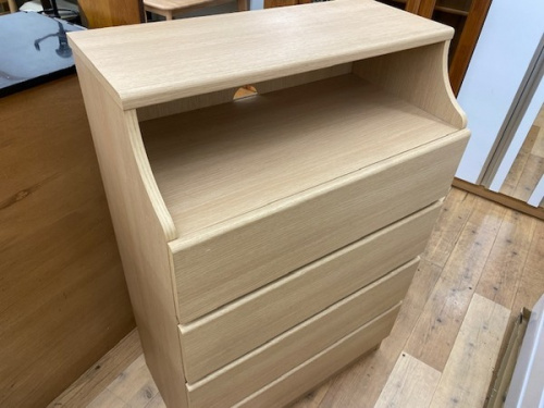 家具のチェスト