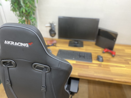 家具のゲーミングチェア