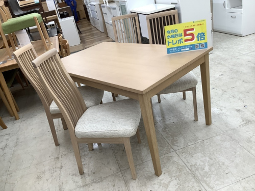家具のダイニングセット