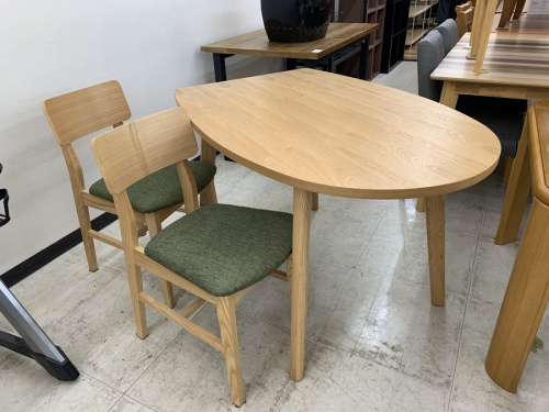 家具のダイニングセット