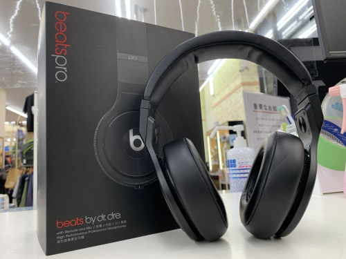 デジタル家電のヘッドホン