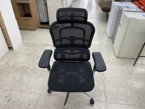 オフィスチェアの横浜　家具　中古