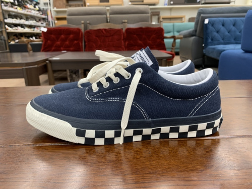 CONVERSE　コンバースのSKID　GRIP