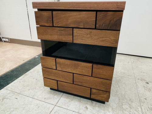 家具のキャビネット