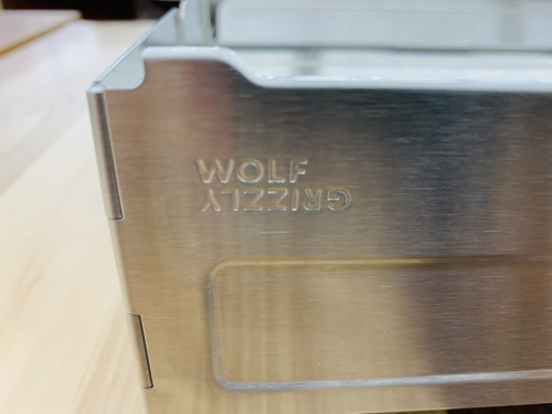 キャンプ用品のWOLF AND GRIZZLY