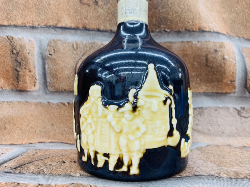 ウィスキーのSUNTORY