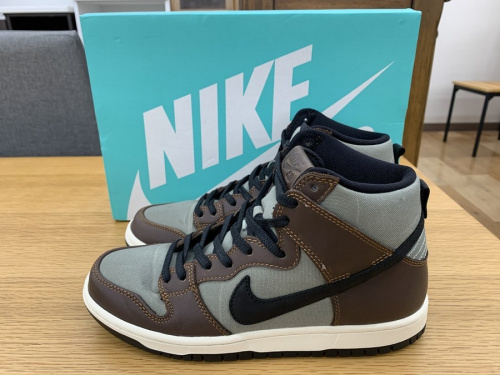 スニーカーのNIKE