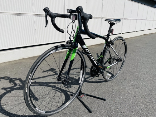 スポーツ用品の自転車