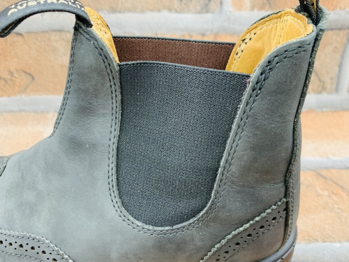 ブランドストーン