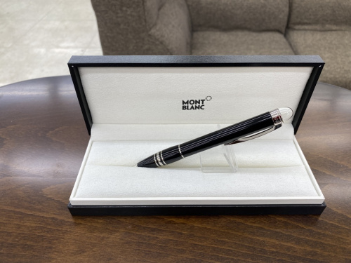ボールペンのMONTBLANC