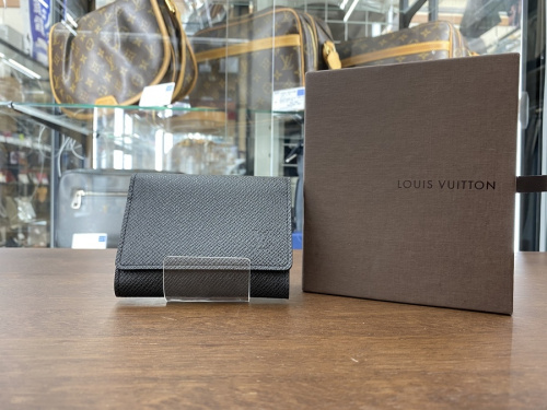ブランド・ラグジュアリーのLOUIS VUITTON
