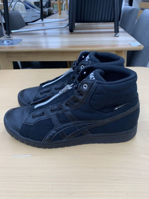 asicsのFABRE POINTGETTER Ｌ