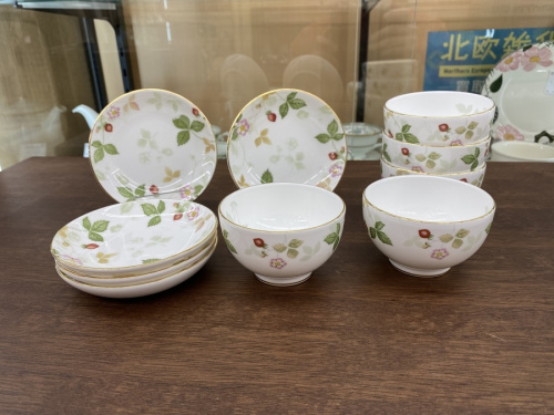 洋食器のカップ&ソーサー