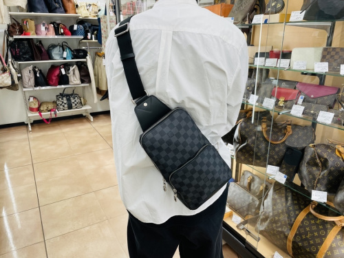 ブランド・ラグジュアリーのLOUIS VUITTON