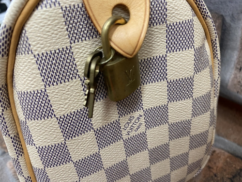 ダミエのアズール