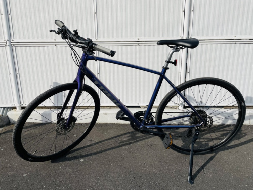 スポーツ用品の自転車