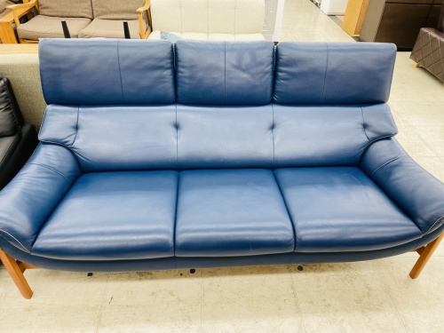 カリモクのソファー