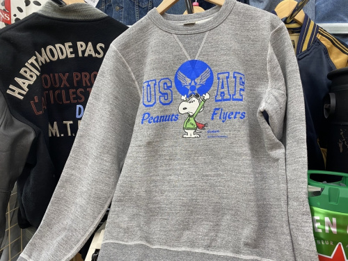 メンズファッションのスウェット