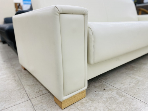 3人掛けソファーの大塚家具