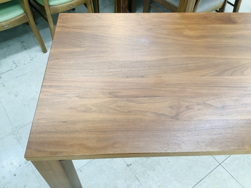 テーブルのACTUS(アクタス)