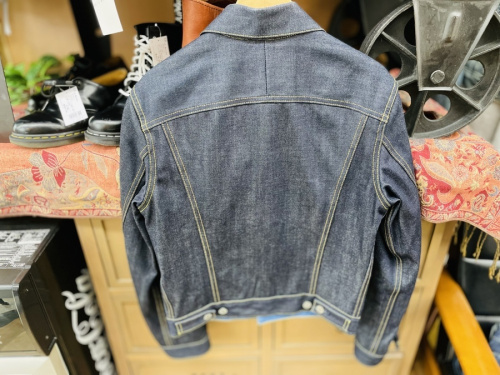 アメカジのデニムジャケット